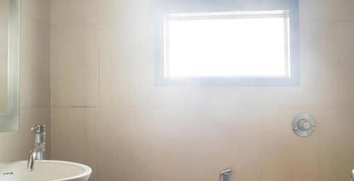Hotel Fabhotel Anutham Saket 3*