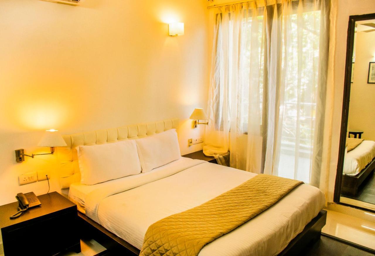 Hotel Fabhotel Anutham Saket 3*